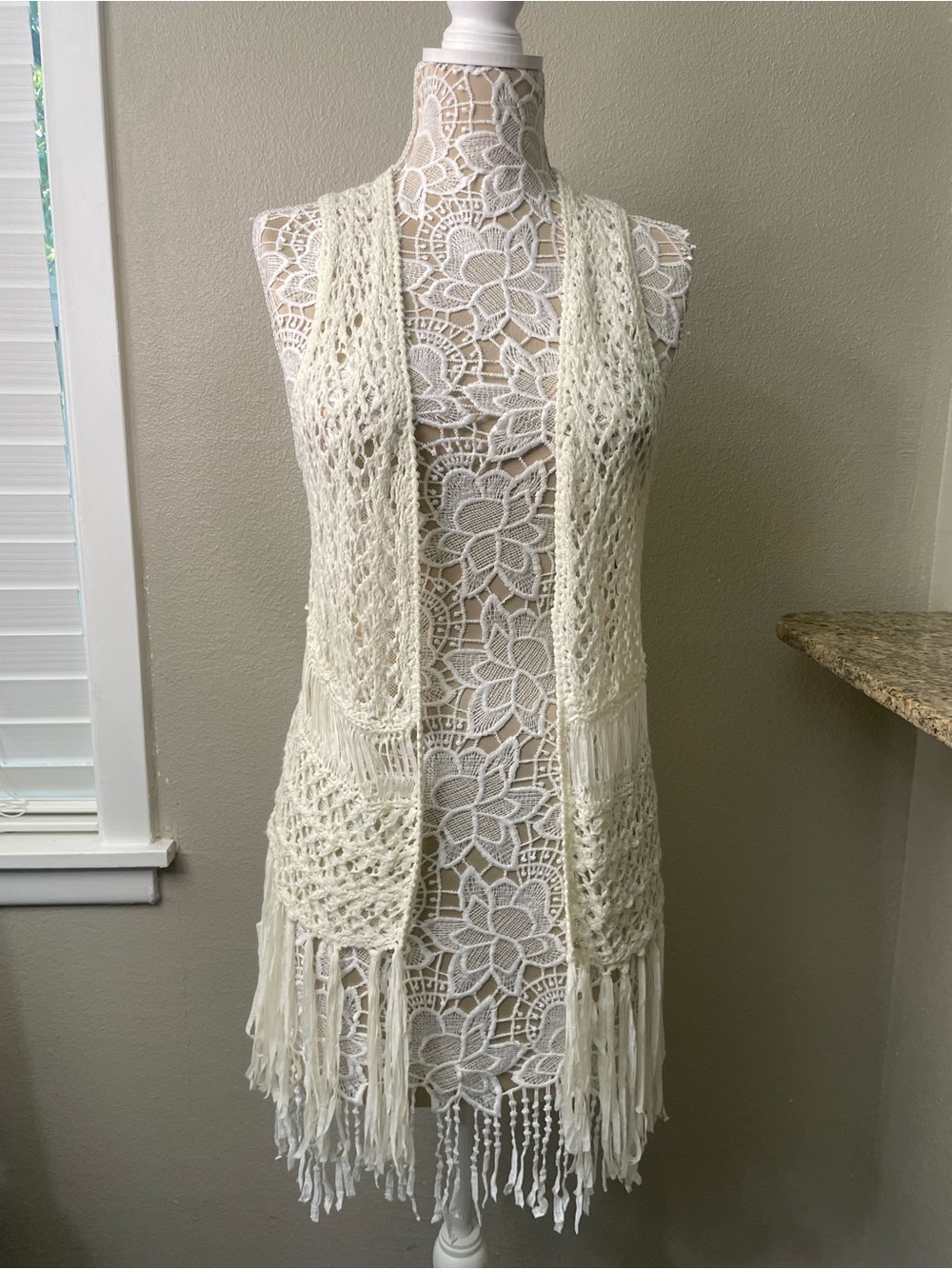 Love By Design Crochet Fringe Vest in Cream Size: M